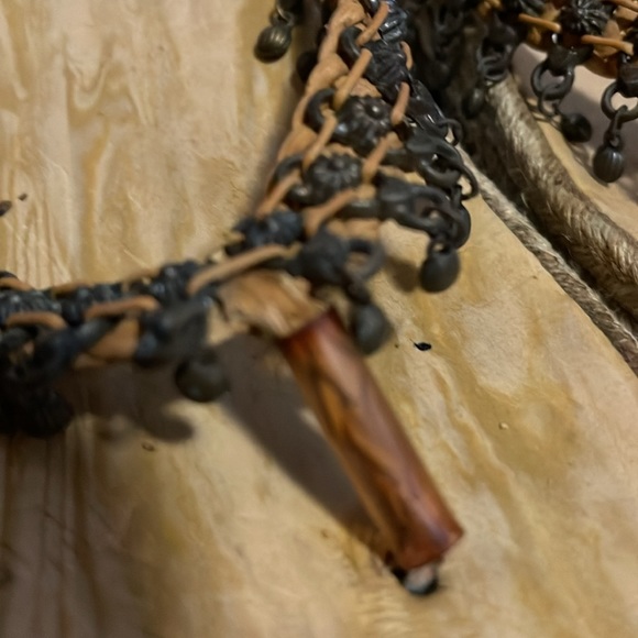 🔴SHOES-Sandals.Medal dangling OverToes Woven Leather like W/flat Rope Sole sides - Picture 2 of 6